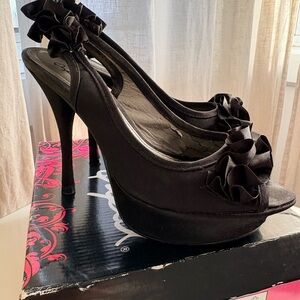 Elegant Blackpeep toe  Ruffled Women's Heels